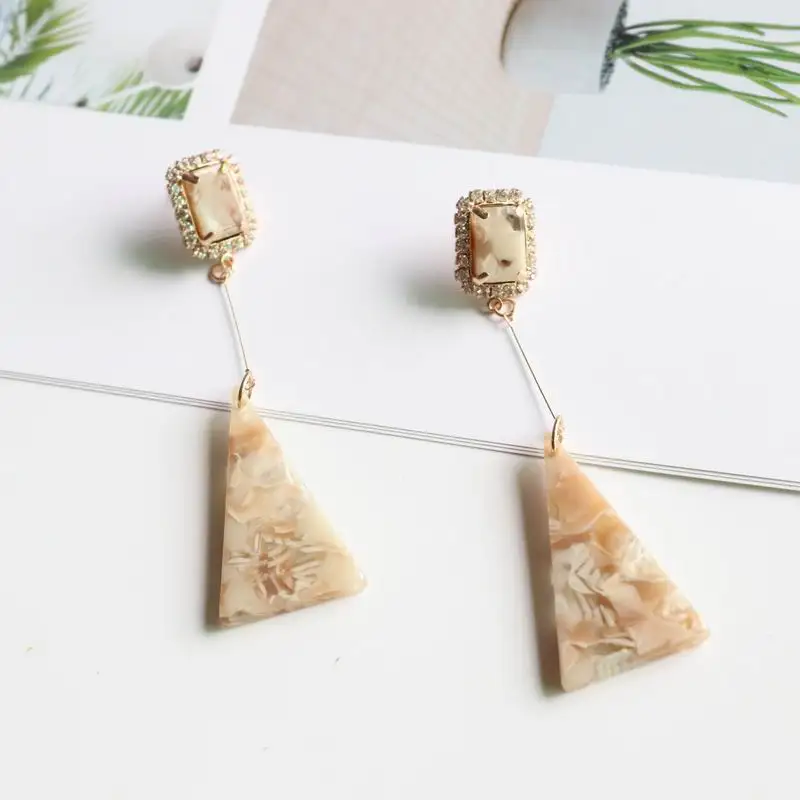 

MENGJIQIAO 2018 New Hot Trendy Geometric Triangle Leopard Long Earrings Women Shiny Rhinestone Temperament Vintage Pendientes