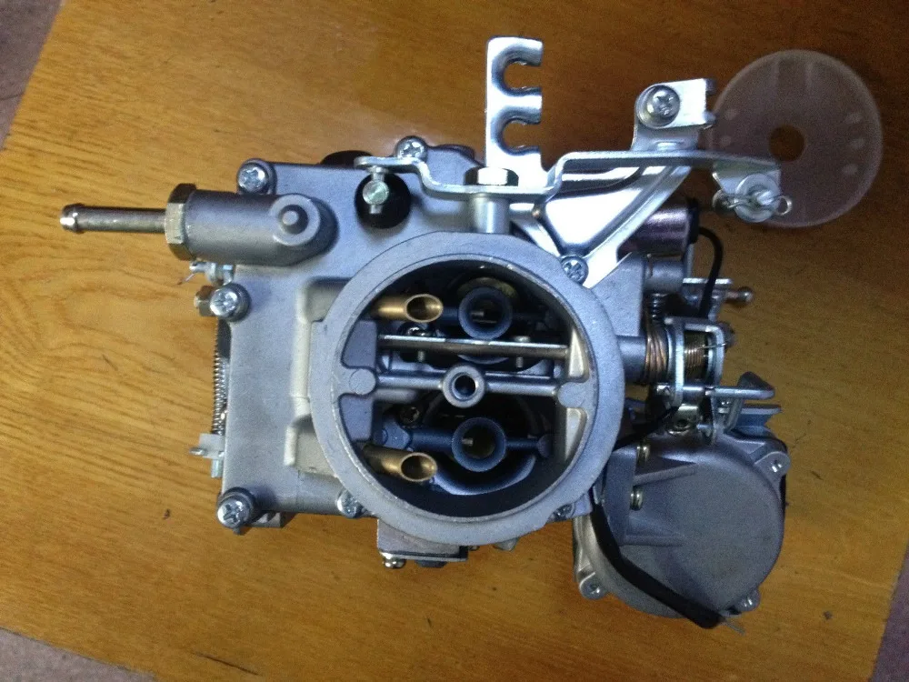 Toyota 4y помпа