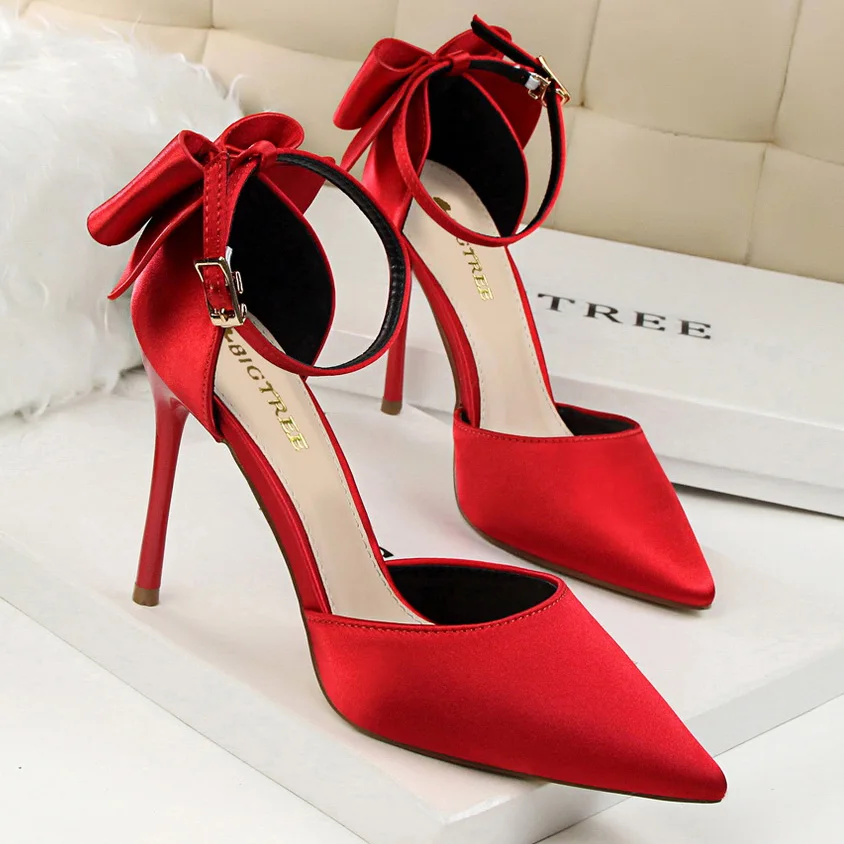 Женские туфли-лодочки; женская обувь на высоком каблуке 10 см; сезон весна-лето; женские босоножки на полой подошве; туфли на шпильке с розочками; chaussures femme; 5196-1 - Цвет: Red