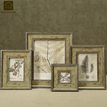 

Solid Wood European Retro Style Photos Frame Do Old Wedding Photo Frames Wooden Quadros De Parede Picture Frame Stand WKM014