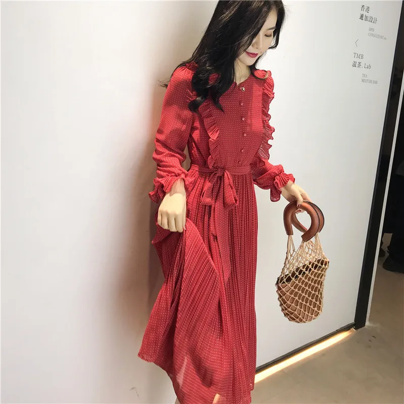 

[EWQ] 2019 Summer New Sweet Style Petal Sleeve Pleated Wave Pointloose Mid-Calf Red Dress Loose Ruffles Dresses Ladies QJ06101S