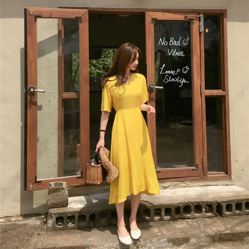 

2019 summer new women's clothes Korea slim slimming chiffon long short-sleeved dress V-neck waist belt yellow midi women dress