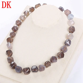 

Hot Sale Reiki Gray Agate Column Quartz Necklaces Pendants Vintage Natural Stone Ball Crystal Necklace For Women Jewelry Power