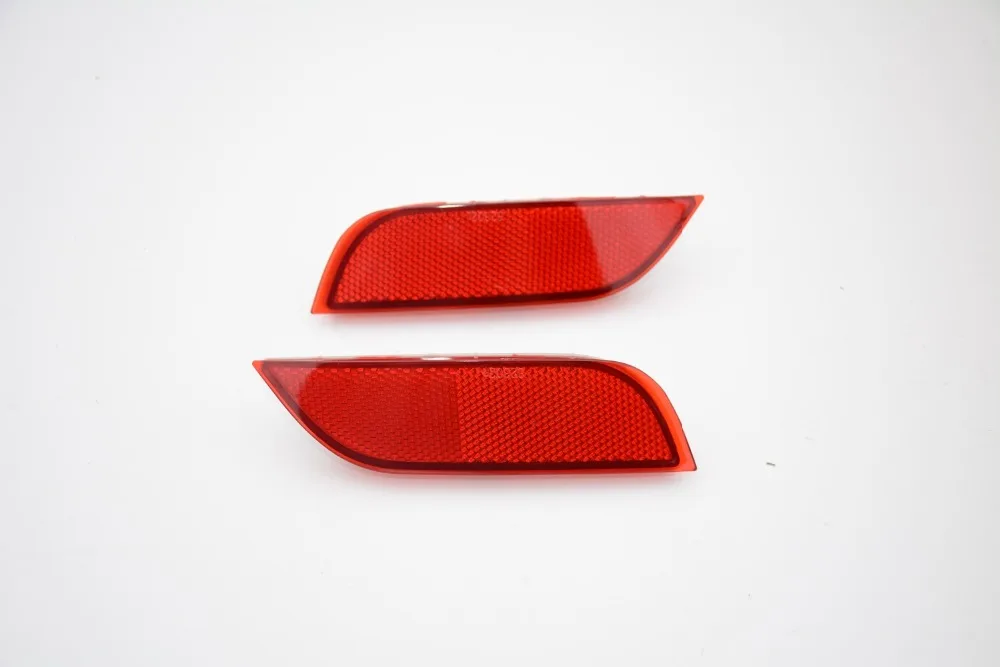 2 Pcs/Pair RH and LH Rear Bumper Reflex Reflector Lens Lights for Subaru XV 2012 2014in Car