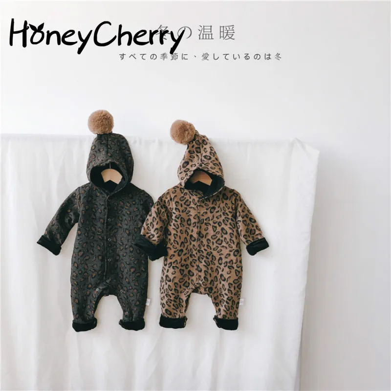 

2018 Winter Boys And Girls Romper Neutral Leopard Print Twins Cashmere Thickened Tip Hat Handsome Outfit Baby Girl Romper