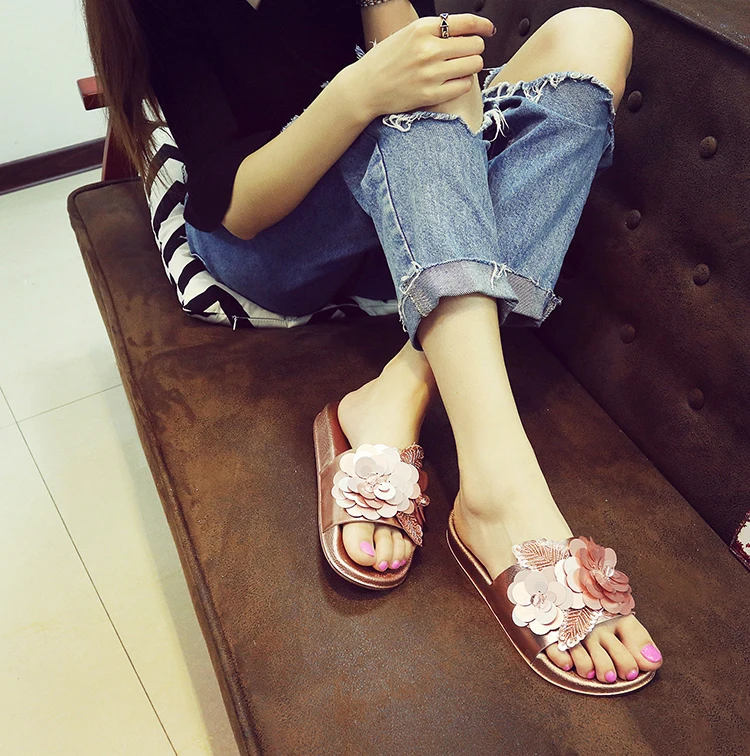 4695759384_1557642219