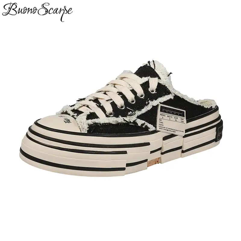 tenis com a parte de tras aberta