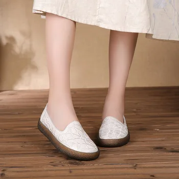 

100% Real Genuine Leather Women Spring Autumn Flats Flower Embroider Slip-On Outdoor Ladies Elegant Retro Fashion Footwear