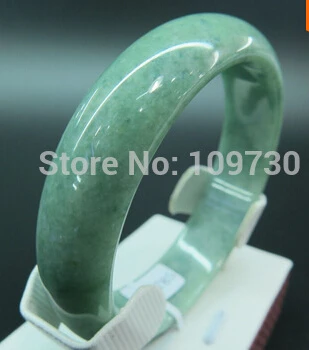 

hot sell90956 New Arrives 100% Natural A Grade Light Green Jade (Jadeite) Bangle