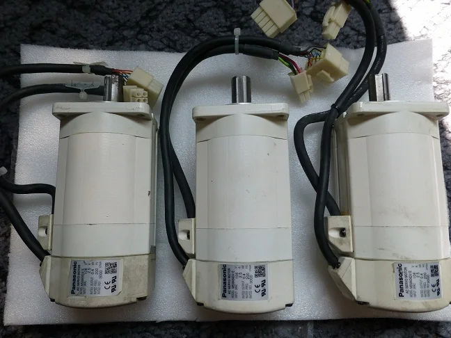 

USED 100% TESTED MSMA042C1A AC SERVO MOTOR MSMA042C1A