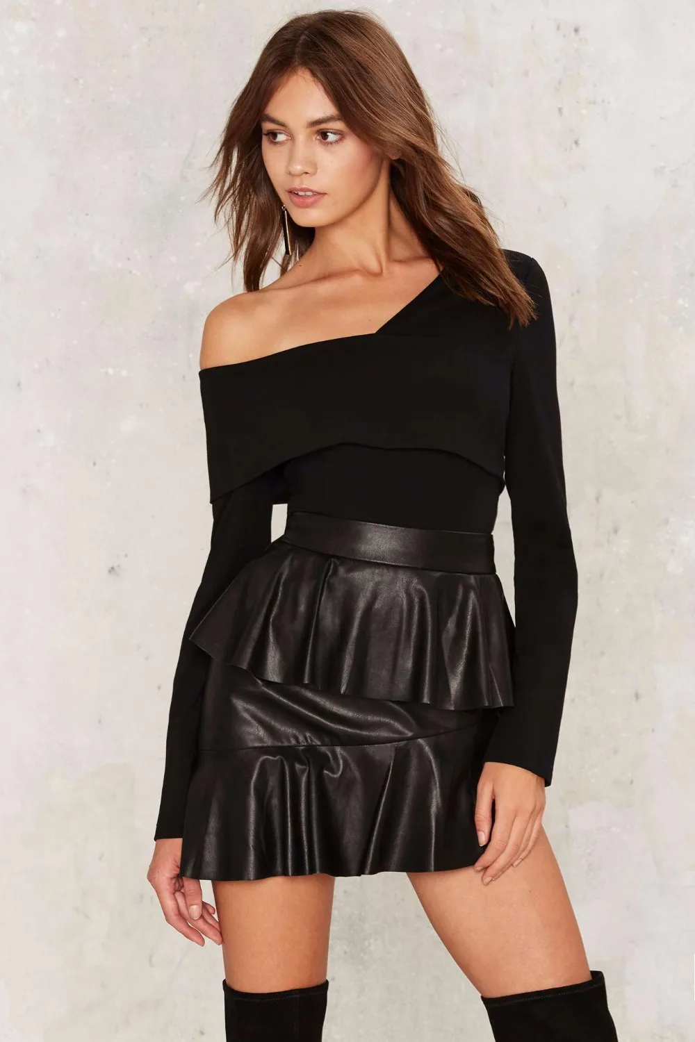 2016 One shoulder bodysuit black long sleeve women bodysuit sexy autumn