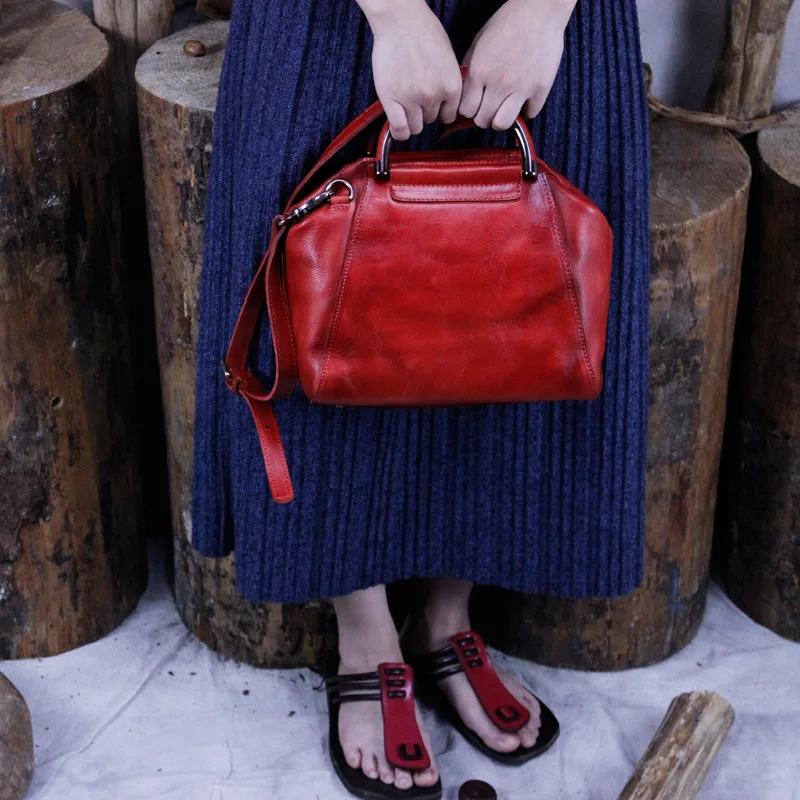 

AETOO Original personality female bag first layer of leather handbag retro vintage leisure dual - use package shoulder bag
