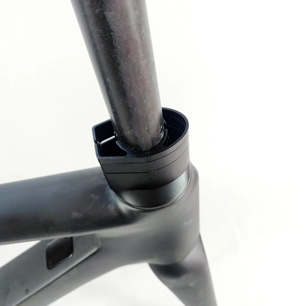 Clearance 2019 Full hidden cables Flat mount aero road bike frameset with fork/seatpost/handlebar Ultra-light 975g DI2/Mechanican R12 22