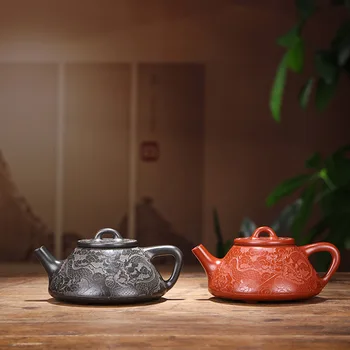 

Yixing recommended mixed batch of half dahongpao carved by hand painted dragon trace 266 cc ladle pot teapot of kung fu
