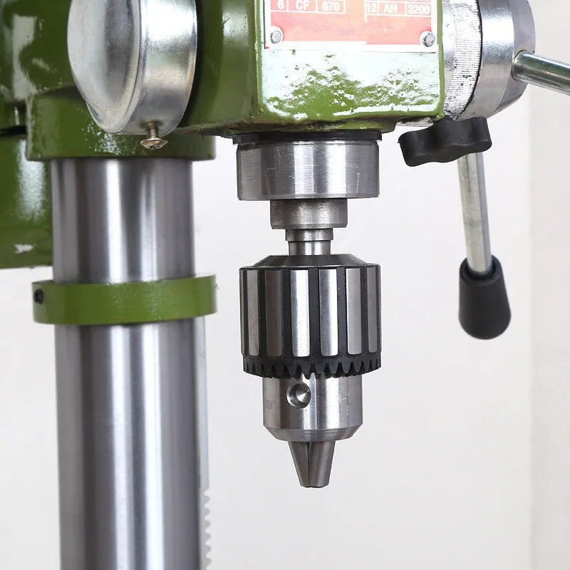 

Universal Industrial Bench Type Milling and Drilling Machine