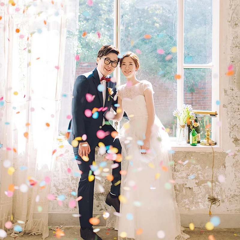 Push-Pop-Confett-Wedding-Cannons-Handheld-Spray-Confetti-Fireworks-Paper-String-Celebration-Happy-Birthday-Party-Decoration (3)
