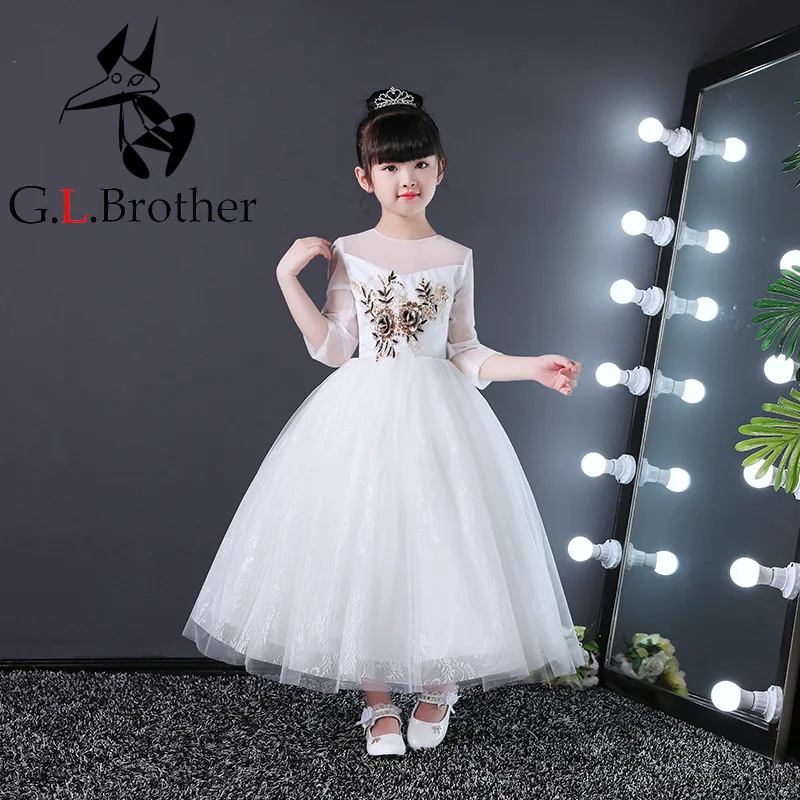 Birthday Wedding Dress New Style 2018 Flower Girl Dress White Princess Dress Appliques Girls Dresses For Evening Party AA218 Birthday Wedding Dress New Style 2018 Flower Girl Dress White Princess Dress Appliques Girls Dresses For Evening Party AA218