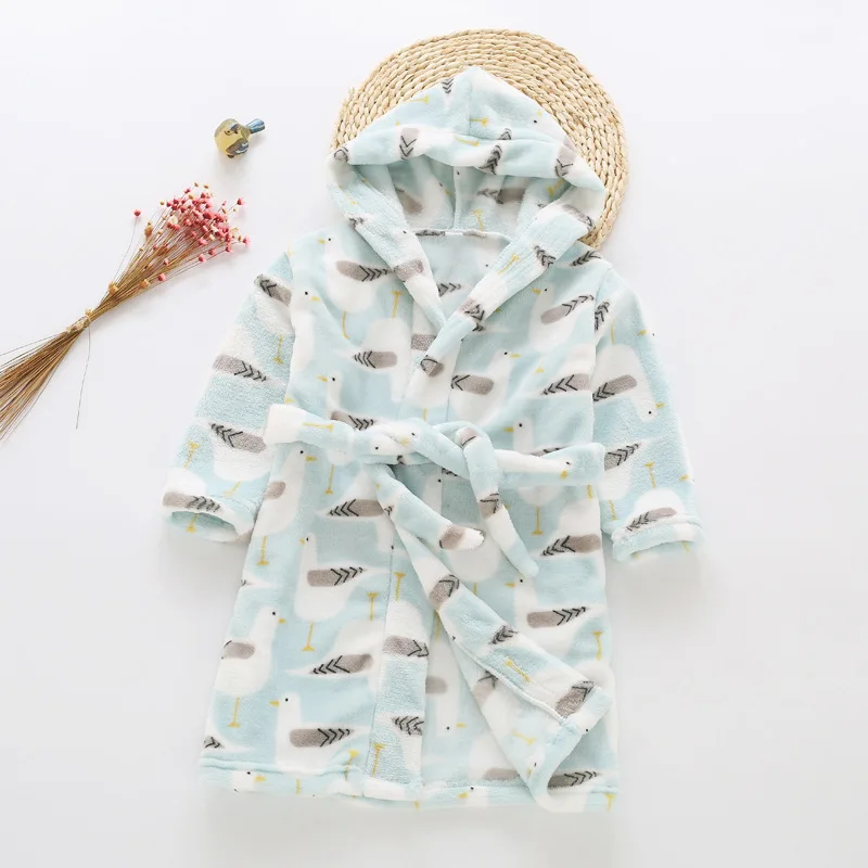 2018 New Soft Children's Robes for 2-6 Years Baby Kids Pajamas Boys Girls Cartoon Sleepwear Bathrobes Kids Hooded Baby Robes