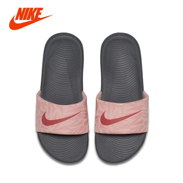 old nike flip flops