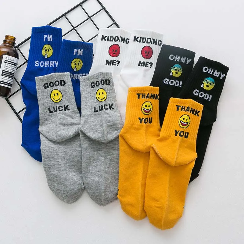 

2019 autumn and winter new womens socks personality cartoon cotton smiley female socks