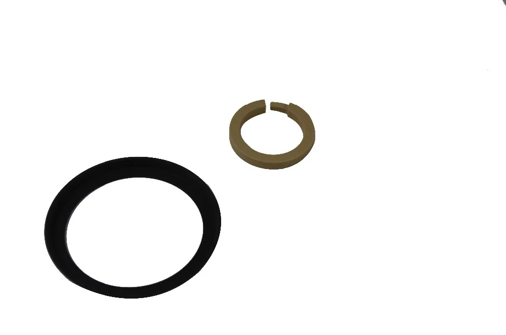     4 (4)