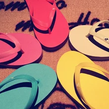 Г. Новые летние тапочки обувь для пар модные повседневные Вьетнамки для женщин и мужчин, одноцветные пляжные сандалии на плоской подошве Sheng Feng 04