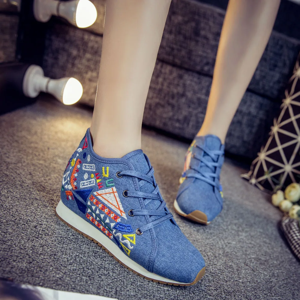 Женская обувь с цветочной вышивкой лотоса; парусиновая обувь для путешествий в китайском стиле на шнуровке; Повседневная хлопковая обувь на платформе; женская обувь; sapato feminino