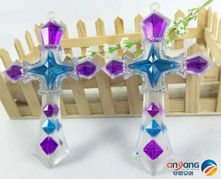 

Christmas Ornaments Window Decorations Ice and Snow Marvel Effect Scene Arrangement 4CM 2pcs Acrylic Matte Painting Cross