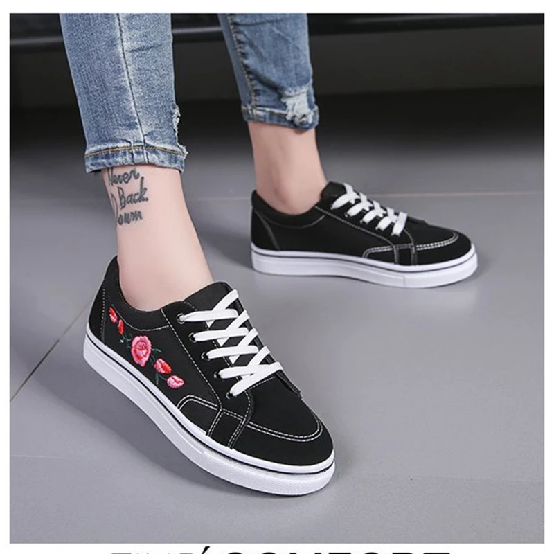 

MoneRffi 2019 Women Casual Shoes Spring Women Fashion Embroidered Breathable Hollow Lace-Up Women Sneakers vulcanized shoes