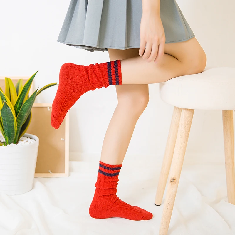 

New Ladies Sexy Socks Cotton Knit Striped Female Tube sox Fashion Wild Socks Solid Color Women Socks 1 Pairs