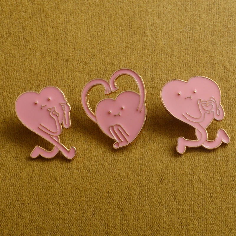 

Valentine's Day Anniversaries Girlfriend Gift Pink Cute Korea Brooch Give you my heart Enamel Alloy Lapel Pin For Confession