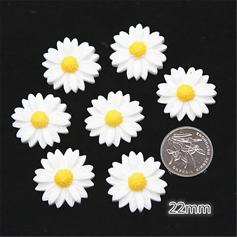 White Daisy Flower Resin Flatback Cabochon for DIY Jewelry and Phone Decoration