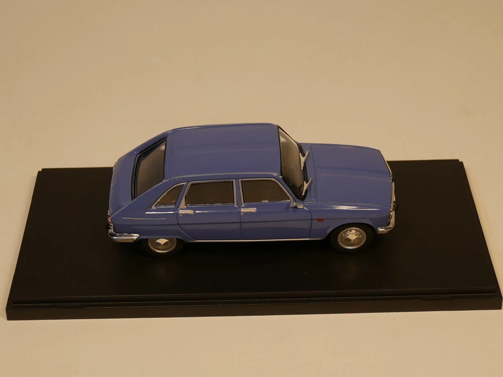 IST 1:43 RENAULT 16 литая модель автомобиля