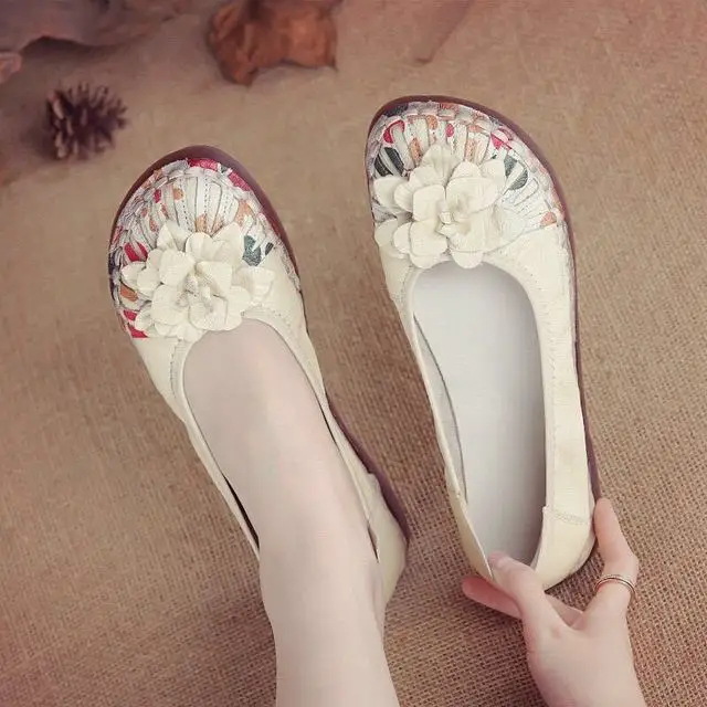 

women 2019 genuine leather low heel slip on driving shoes flower spadrilles moccasins toe loafers espadrillas big plus size 1835
