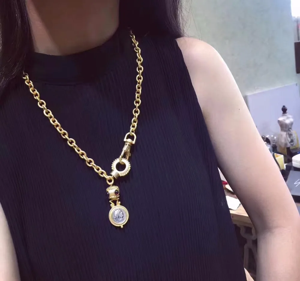 

gold color portrait pendant big Necklaces