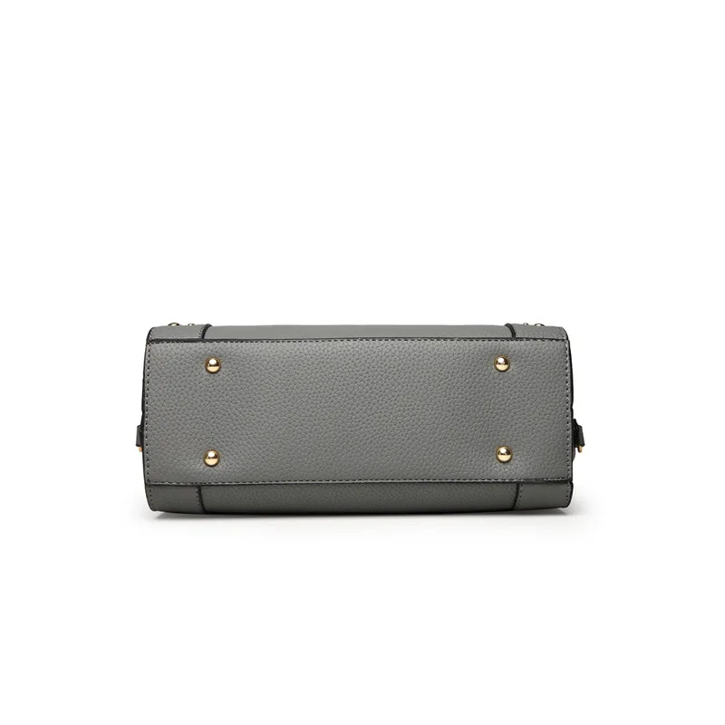 الأزياء عالية الجودة جلدية الإناث حقيبة كتف المرأة الجديدة أعلى-حقائب بيد مع المسامير Tassle خمر أكياس قذيفة حقيبة ساع الأزياء عالية الجودة جلدية الإناث حقيبة كتف المرأة الجديدة أعلى-حقائب بيد مع المسامير Tassle خمر أكياس قذيفة حقيبة ساع