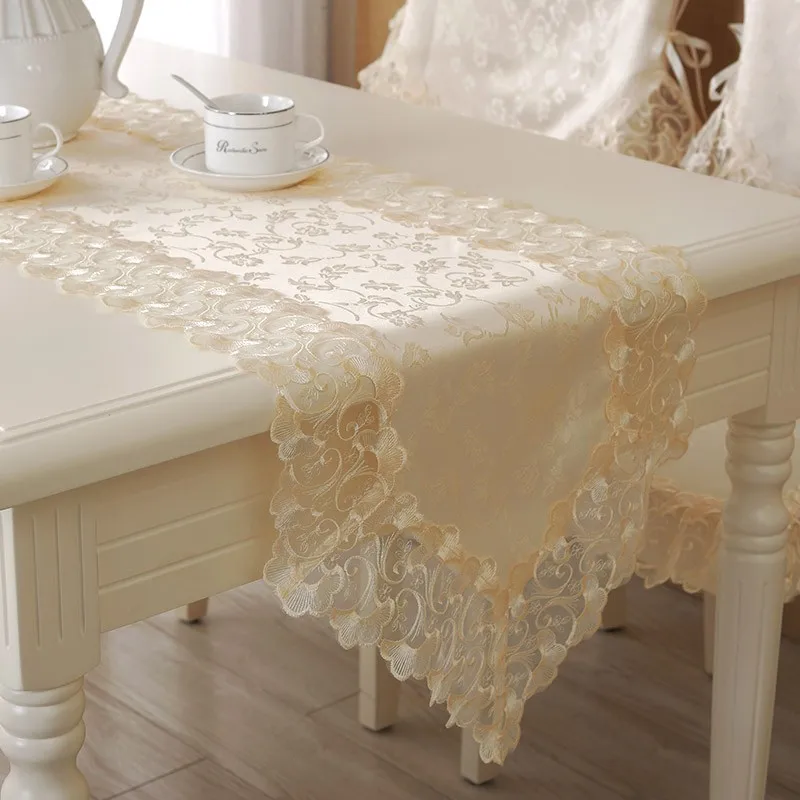 

High Quality Water Soluble Lace Fabric Table Running Mat Flag European Champagne Gold Luxury Christmas Wedding Tablecloth Decor
