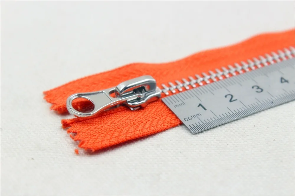 Free shipping 10pcs high quality zippers for sewing diy 5 Golden