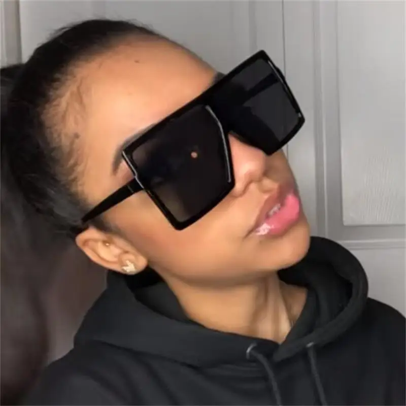 Black Flat Top Oversized Sunglasses Women Super Trendy Large Frame Square Sunglasses Italy Brand