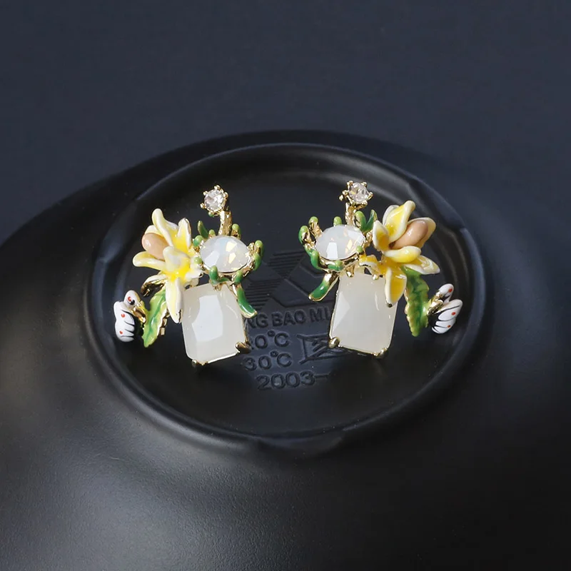 LVNZ New Hot Fashion Flower Cubic Zirconia Star Feautiful Enamel Stud Earrings For Women Bohemia Copper Jewelry 7095b