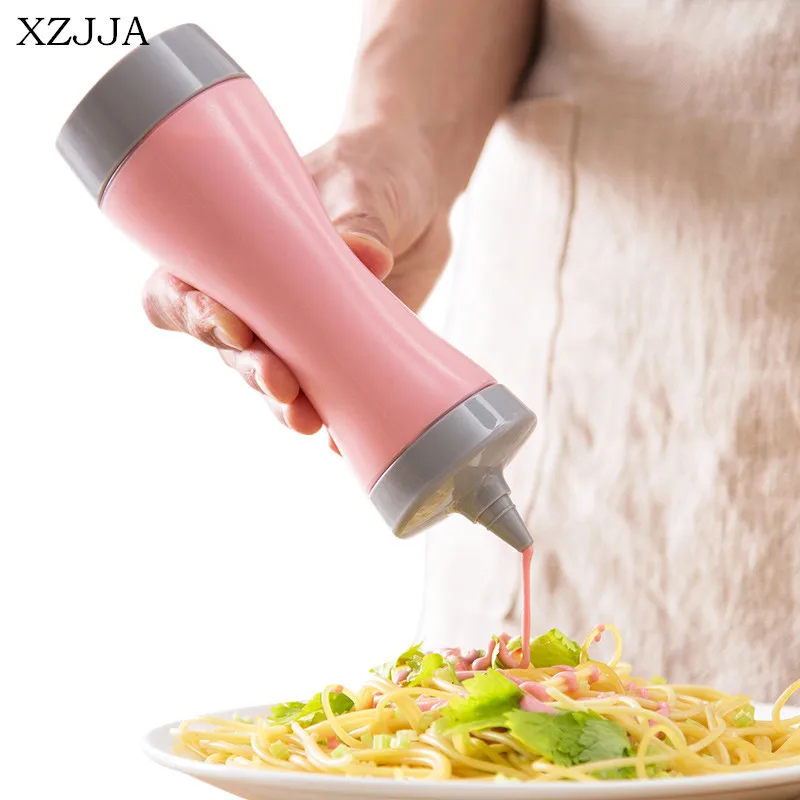 

XZJJA Creativity Squeeze Sauce Bottle Food Grade Ketchup Jam Mayonnaise Olive Oil Bottle kitchen Tools
