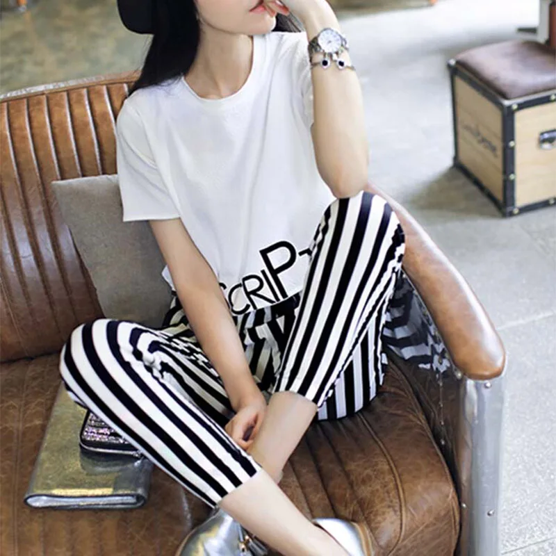 lounge wear sets 2019 Women Summer Fashion T-Shirts Sets Short Sleeve Letter Print Crop Tops And Striped Elastic Waist Pants Set plus size pjs