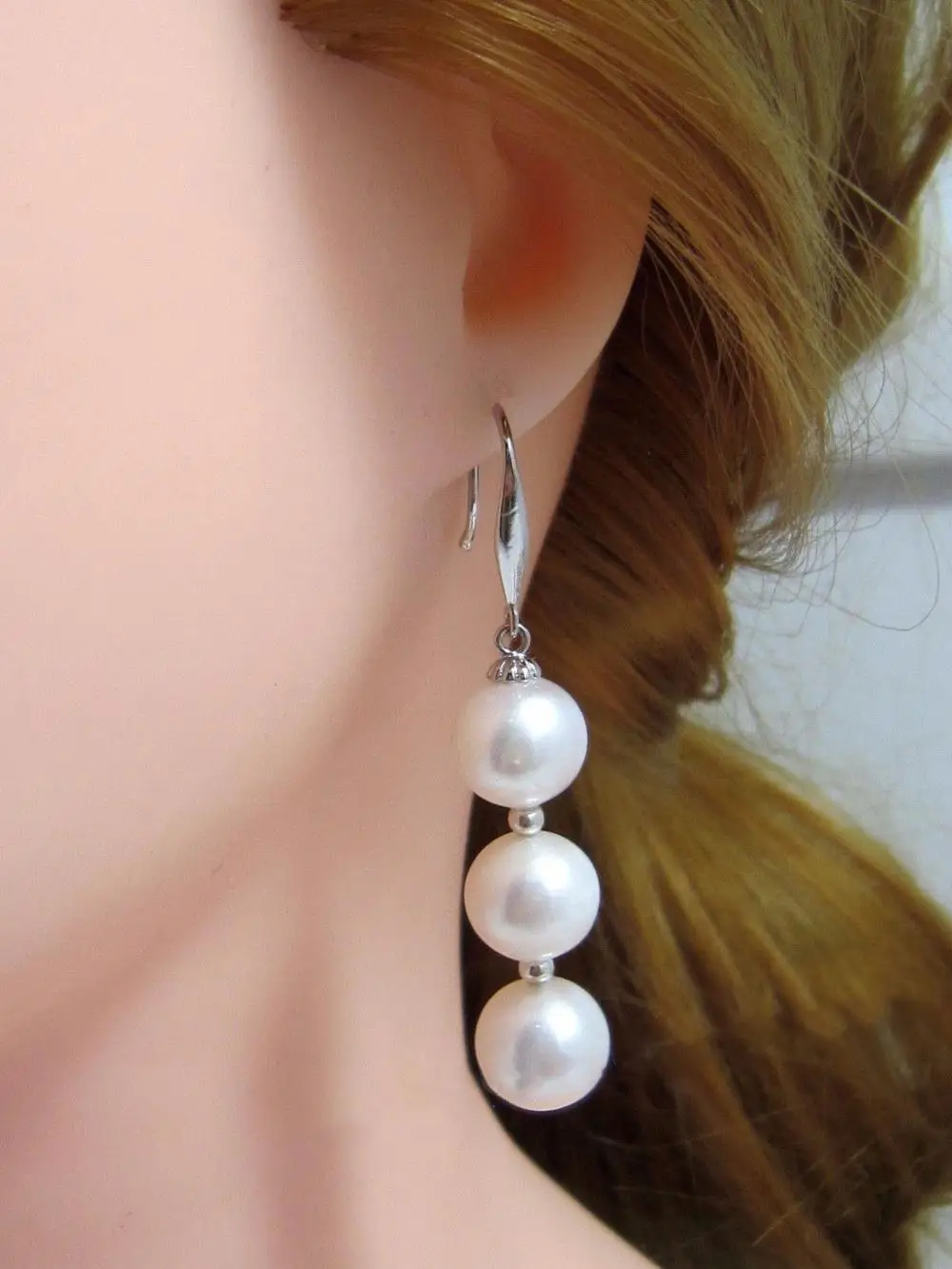 

14K/20 White Gold Dangle Round 11-10MM AAA South Sea White Pearl Earrings