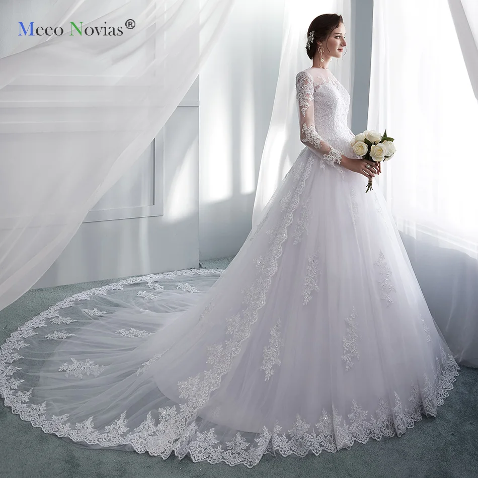 Meeo Novias бальное кружевное свадебное платье с длинными рукавами и круглым вырезом