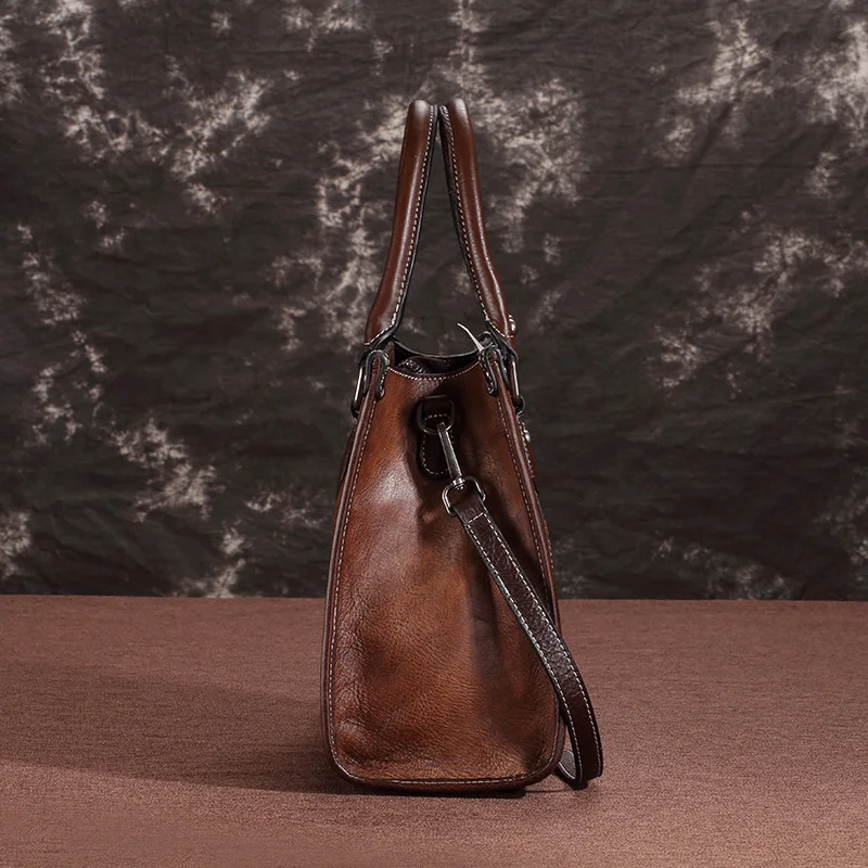 AETOO European and American leather bags, leather retro shoulder lady bag, leather hand-colored hand-held oblique cross bag