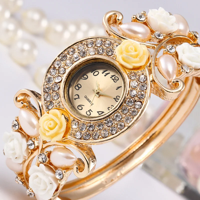 

Ladies Flower Wristwatch Fashion Wholesale Women's Watches Hot Sales Models Flower Inlaid Pearl Fashion Ladies Bracelet Watch