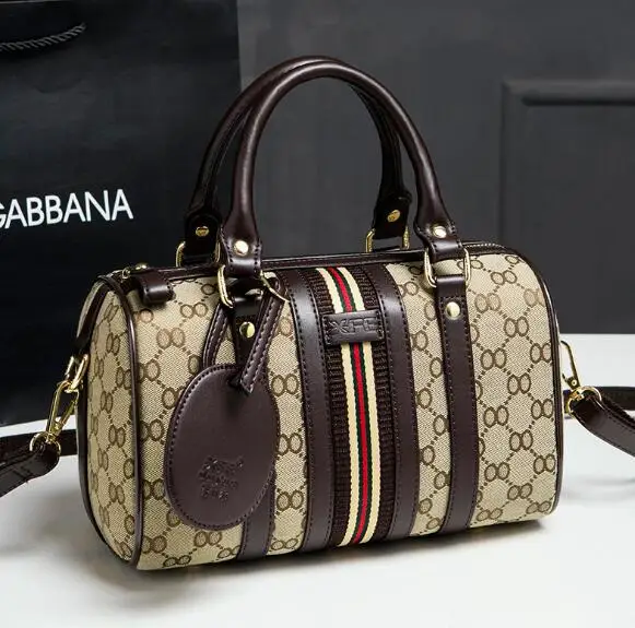 New Famous Designer Brand Luxury Women Leather Handbags Fashion Smile Face Tote Quality Trapeze Smiley Clutches Bolsa Feminina New Famous Designer Brand Luxury Women Leather Handbags Fashion Smile Face Tote Quality Trapeze Smiley Clutches Bolsa Feminina
