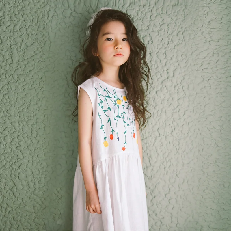 

New Cute Girl Costume 2019 Korean Summer Solid Color Dress Embroidered Design Beautiful Fashion 4 To 14 Year Girl Princess Dress