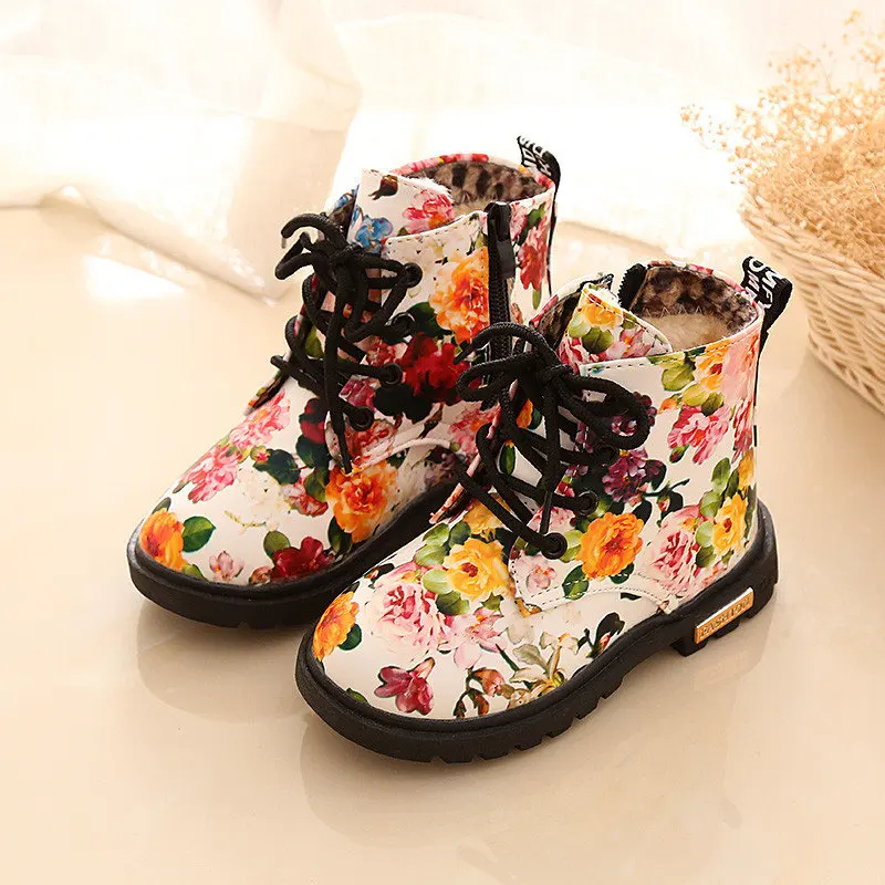 Детские сапоги Цветочные Мартин обувь для детей Резиновая подошва Цветочный принт элегантные туфли из искусственной кожи Botas Bottes