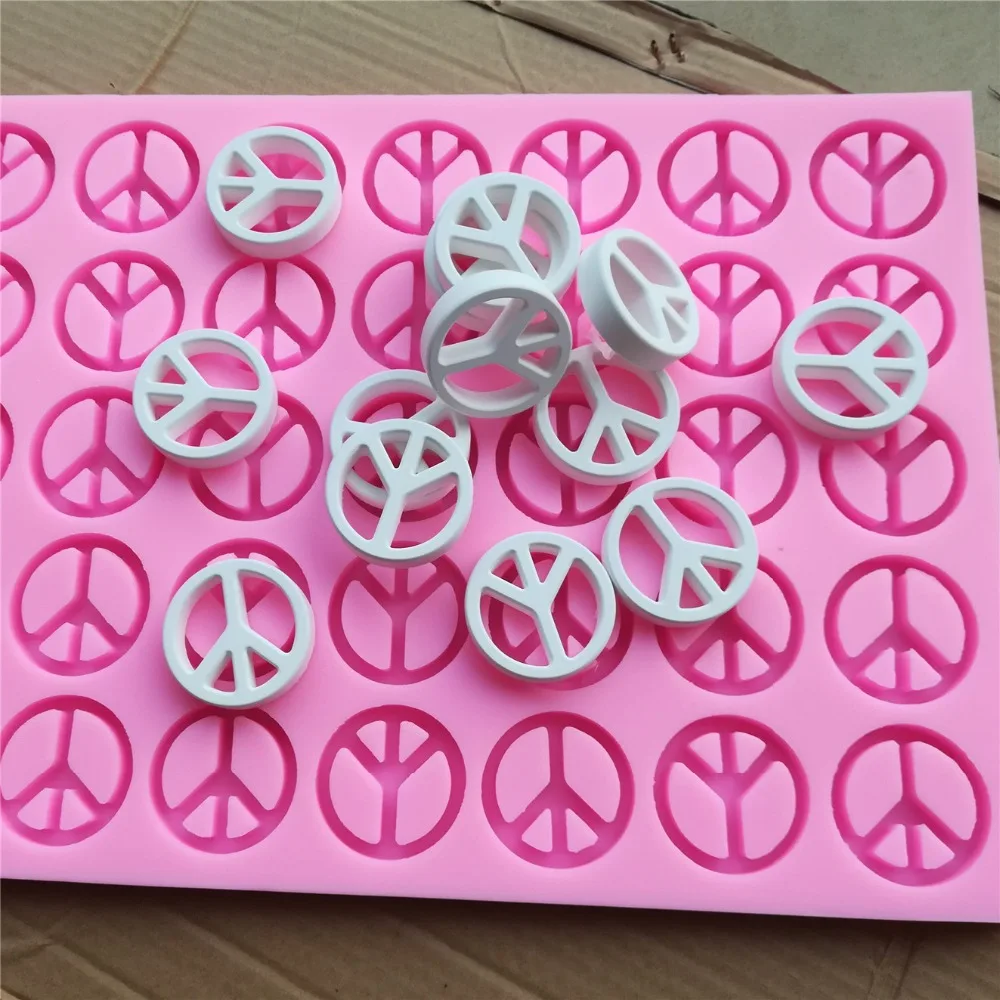 

Customized 49 Cavities Silicone Chocolate Mold Custom Food Grade Silicone Tray Mold for Chocolate Sugar Candy